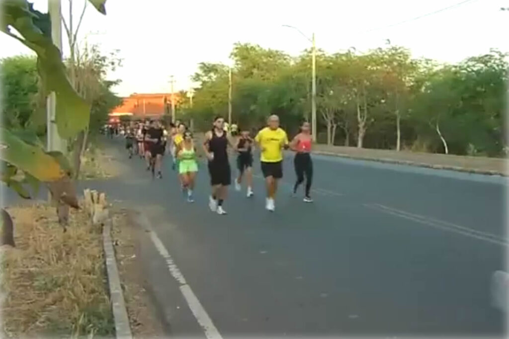 Correr pelas ruas da cidade virou parte da rotina de muitos picoenses, seja para aliviar o estresse ou manter a saúde em dia